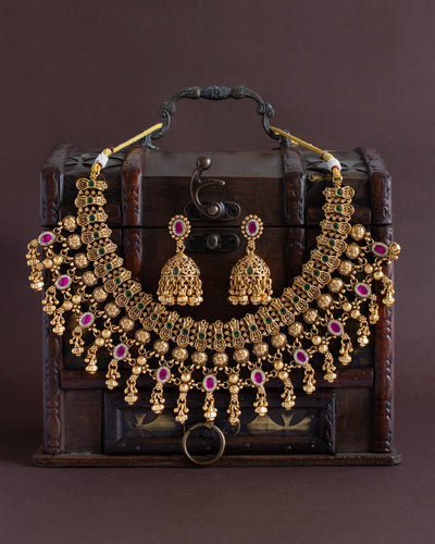 Suvya Royal Antique Necklace Set
