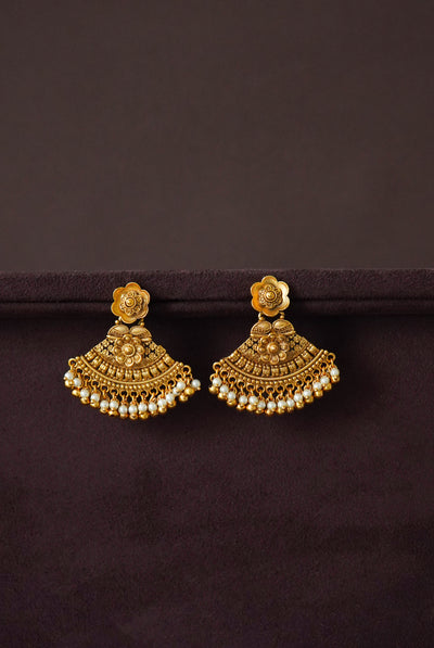 Kamalika Chandbali Earrings