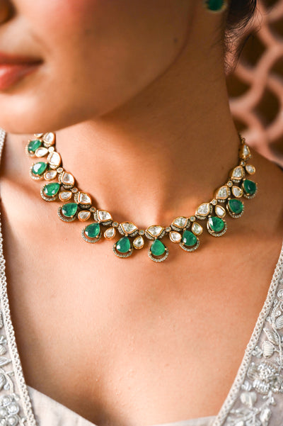 Kashvi Emerald Polki Necklace Set