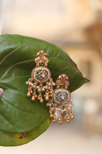 Kavini Statement Earring