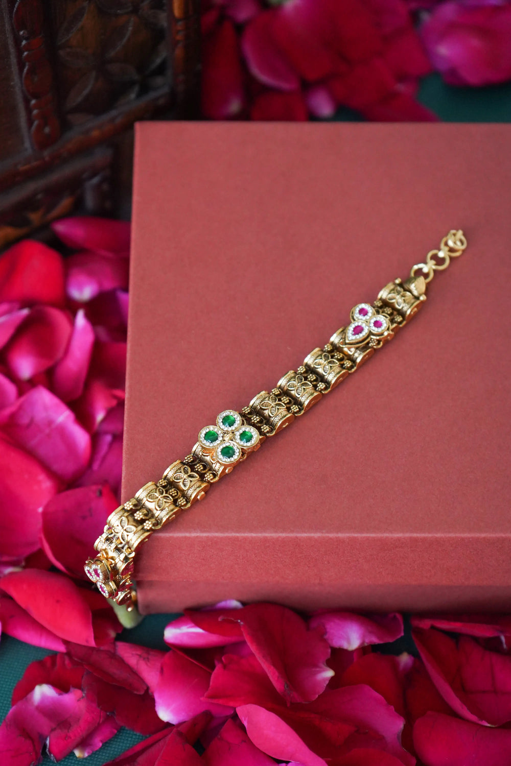 Saanviya Antique Bracelet
