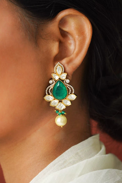 Selira Emerald Drop Earrings