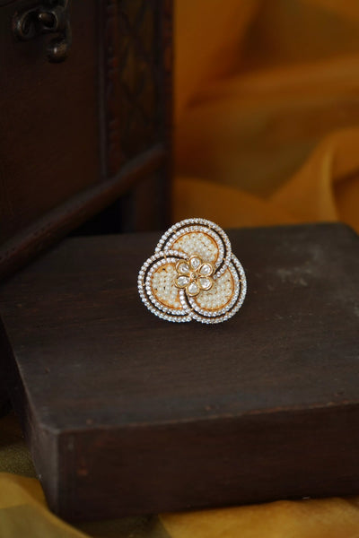 Nesara Kundan Ring