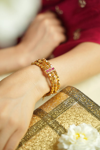 Ruhana Antique Gold Bracelet