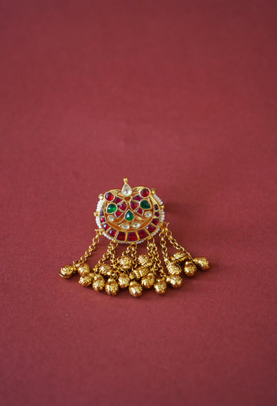 Mehira Kundan Cascade Ring