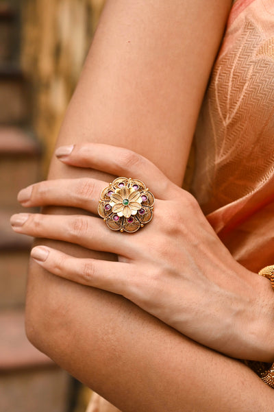Suvarna Adjustable Ring